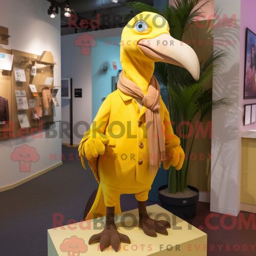 Costume De Mascotte Redbrokoly D Oiseau Dodo Jaune Personnage Habillé Avec Un Pantalon Et Des Pinces Pour Écharpe