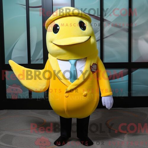 Personnage Mascotte Redbrokoly D Un Tatou Vert Forêt Habillé D Un Pantacourt Et De Bonnets