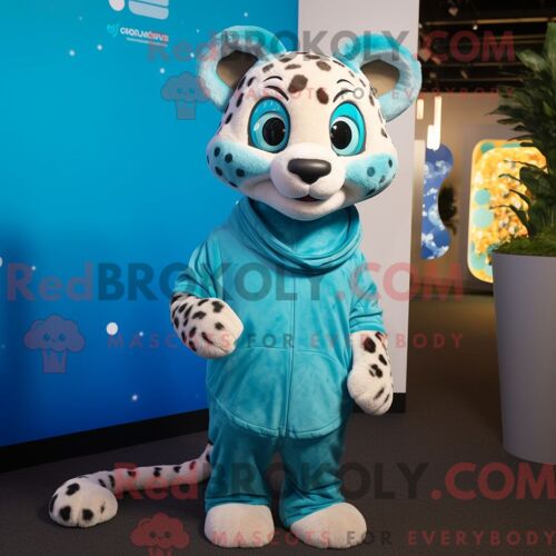 Personnage Mascotte Redbrokoly D Un Guépard Cyan Habillé D Un Camouflage Et De Sacs À Dos