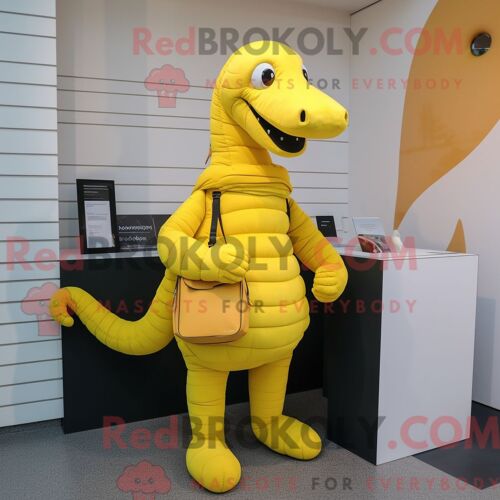 Personnage Mascotte Redbrokoly D Un Chien Rouille Habillé D Une Chemise Henley Et De Bonnets