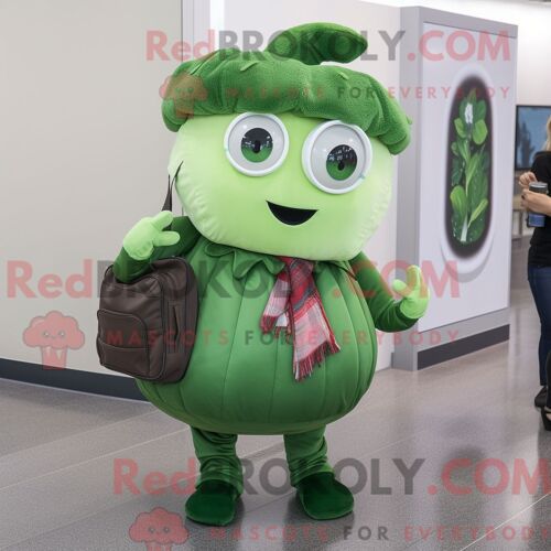 Costume Mascotte Redbrokoly De Betterave Verte Personnage Habillé D Un Chemisier Et De Sacs Besaces
