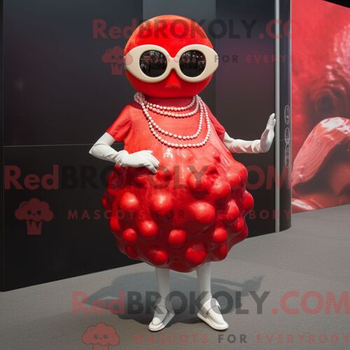 Personnage Mascotte Redbrokoly D Un Super-Héros Blanc Habillé D Un T-Shirt À Manches Longues Et De Casquettes