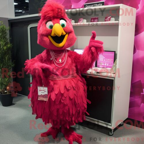 Personnage De Costume De Mascotte Redbrokoly De Poulet Parmesan Magenta Habillé Avec Une Robe De Soirée Et Des Porte-Clés