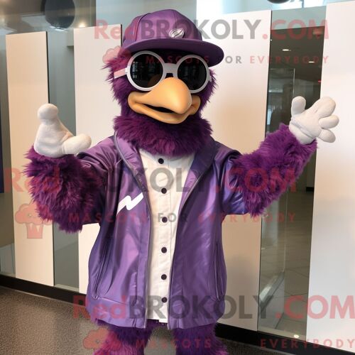 Costume Mascotte Redbrokoly D Émeu Violet Habillé D Un Coupe-Vent Et De Lunettes