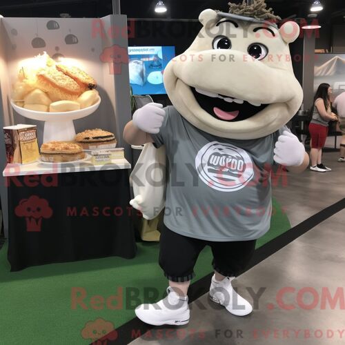 Personnage Mascotte Redbrokoly D Un Sandwich Au Porc Effiloché Gris Habillé D Un T-Shirt Et De Lacets De Chaussures