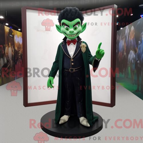 Personnage Mascotte Redbrokoly D Un Vampire Vert Forêt Habillé D Un Smoking Et De Bracelets De Cheville