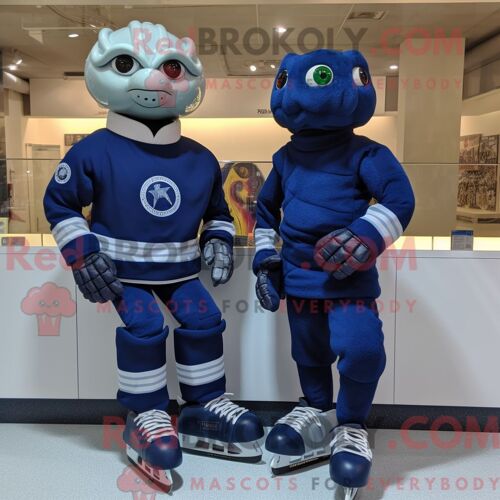 Costume De Mascotte Redbrokoly De Paire De Patins À Glace De La Marine Personnage Habillé D Un Col Roulé Et De Broches
