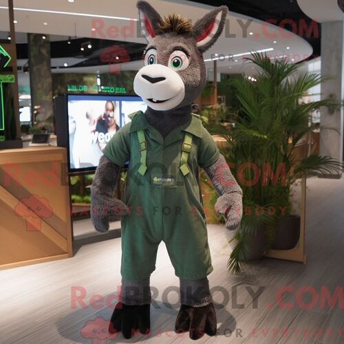Costume Mascotte Redbrokoly D Âne Vert Forêt Habillé Avec Une Barboteuse Et Des Porte-Clés