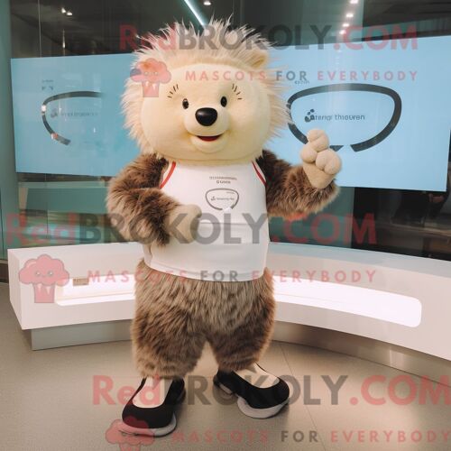 Mascotte Redbrokoly De Porc-Épic Beige Habillé D Un Pantalon De Yoga Et De Montres Intelligentes
