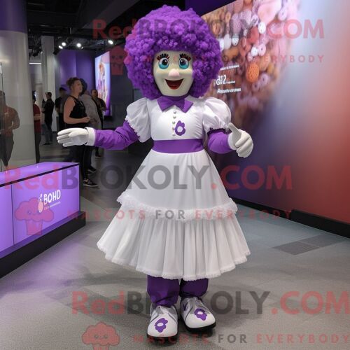 Personnage De Costume De Mascotte Redbrokoly De Chaussures De Danse Irlandaises Lavande Habillé Avec Une Jupe Trapèze Et Des Gants