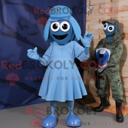 Costume Mascotte Redbrokoly De Para Commando Bleu Personnage Habillé Avec Une Robe Midi Et Des Pinces À Chaussures