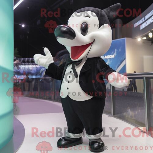 Costume Mascotte Redbrokoly D Épaulard Personnage Habillé Avec Un Pantalon Et Des Bretelles