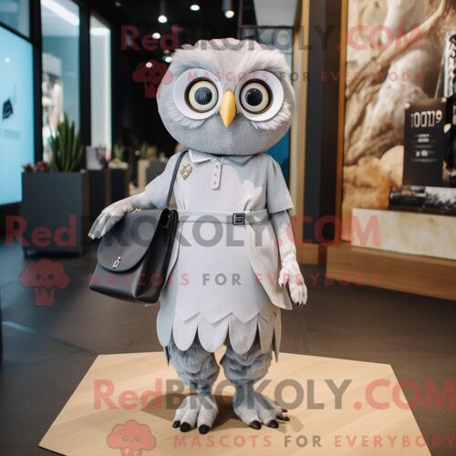 Costume De Mascotte Redbrokoly De Hibou Argenté Habillé Avec Une Jupe Crayon Et Des Pochettes