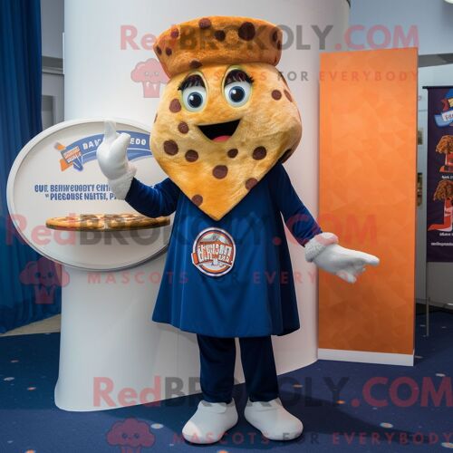 Costume De Mascotte Redbrokoly De Sanglier Marron Habillé D Une Jupe Trapèze Et De Châles