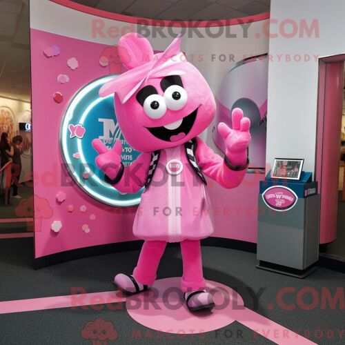 Personnage De Costume De Mascotte Redbrokoly Pink Plate Spinner Habillé Avec Une Veste Et Des Sacs À Main