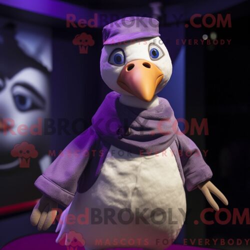 Mascotte Redbrokoly De Mouette Violette Habillée D Un Débardeur Et De Bonnets