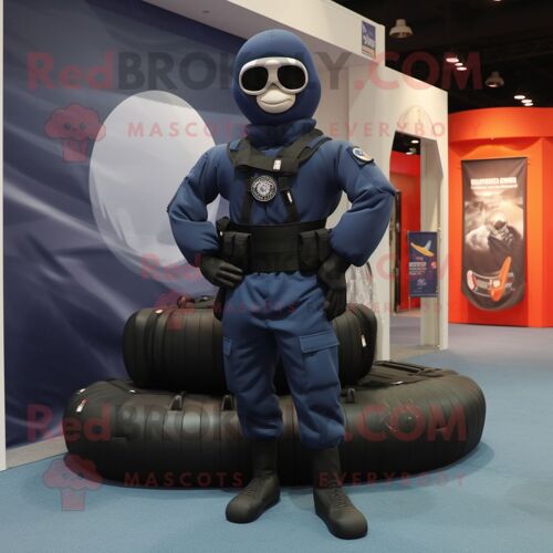 Personnage De Costume De Mascotte Redbrokoly Para Commando De La Marine Vêtu D'une Robe De Bal Et De Porte-Documents
