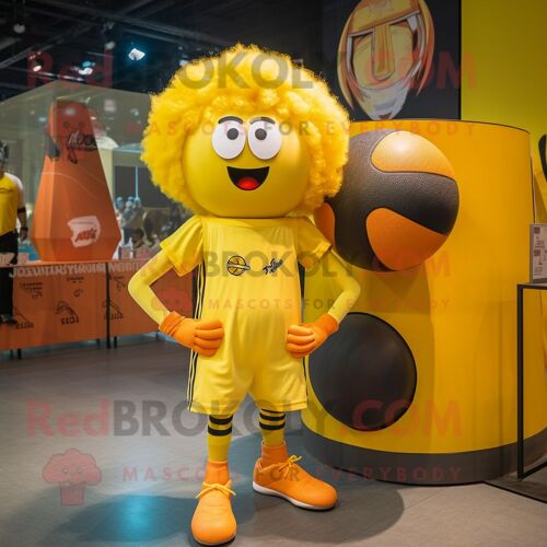 Personnage De Costume De Mascotte Redbrokoly De Boulet De Canon Humain Jaune Habillé D'un T-Shirt Graphique Et D'épingles À Cheveux