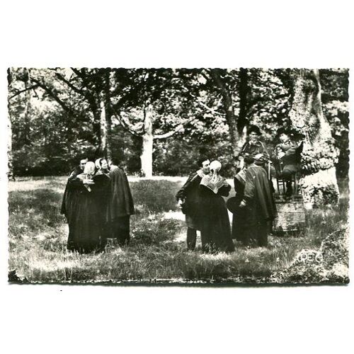Carte Postale - La Bourrée Berrichonne
