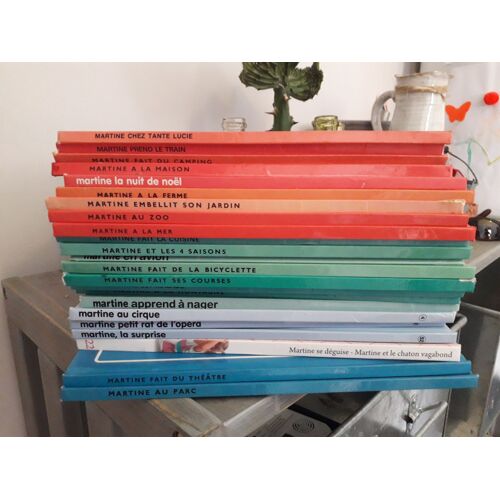 2 Martine En Un Livre