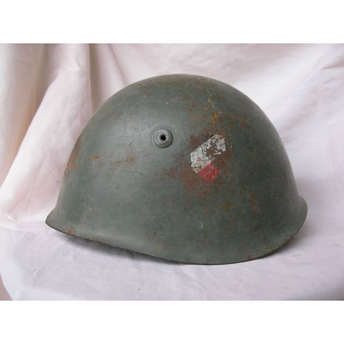 Ww2 Italie Casque Militaire Italien M933/M47 Avec Insigne Jugulaire