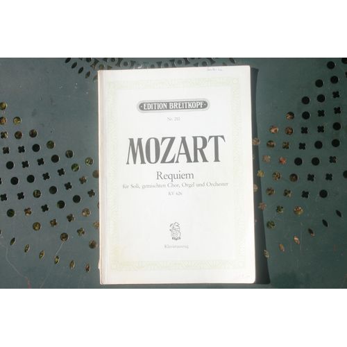 Mozart - Requiem K.V. 626