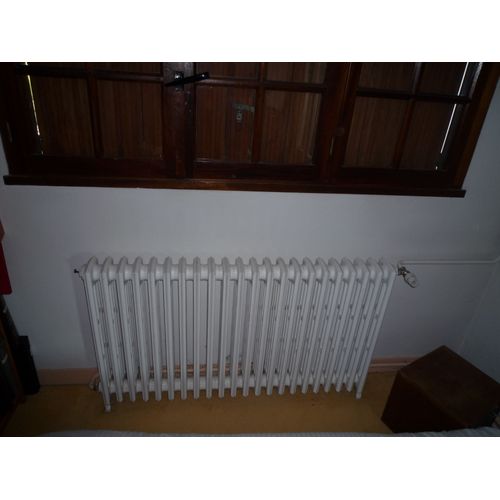Radiateur en fonte - 22 éléments de 3 rangées