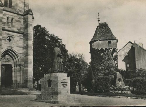 Carte Postale D' Obernai (Bas-Rhin) Monument Freppel Et Vieille Tour (Réf.2843)