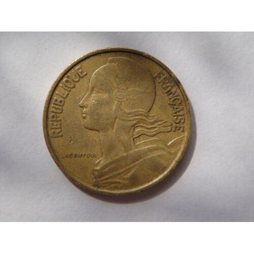 Piece 10 Centimes France 1967