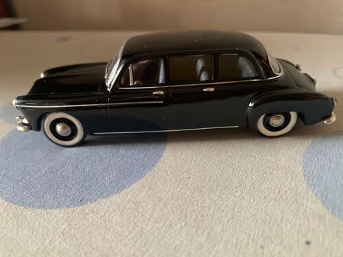 Renault Frégate Présidentielle Cama Réf 8 Esdo Noir Neuve-Esdo. Cama