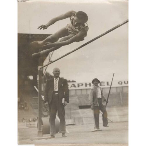 Photo Ancienne Situee - Les Championnats De France D'athletisme