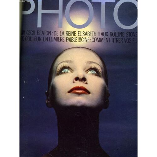 Photo N° 30 - Album Cecil Beaton: De La Reine Elisabeth Iin Aux Rolling Stones - Photo Couleur En Lumiere Faible - Cine: Comment Titrer Vos Film