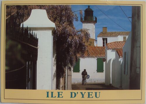 France.. Ile D' Yeu . Ruelle De Port-Joinville . (Vendée)