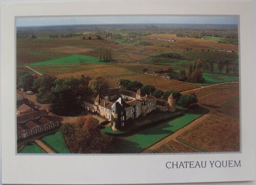 France.. Sauternes (Gironde) Le Château D' Yquem Et Ses Vignobles. Phot. M.Guillard.