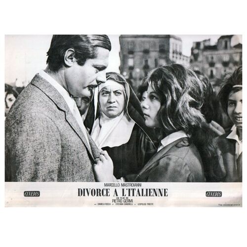 Divorce À L'italienne (Divorzio All'italiana) : Photo D'exploitation Cinématographique - Format 24x30 Cm - De Pietro Germi Avec Marcello Mastroianni, Stefania Sandrelli - 1962 #