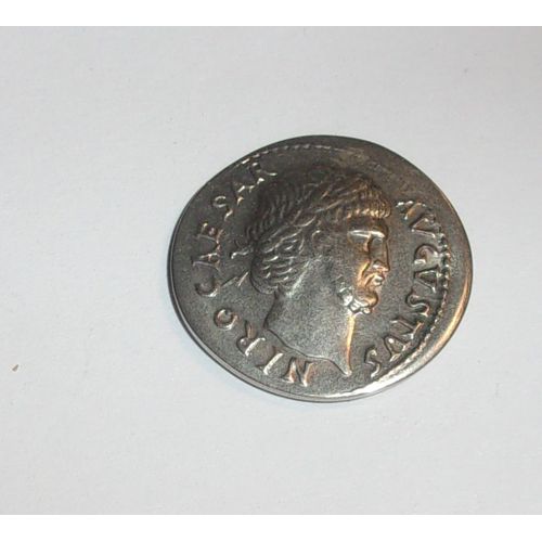 Reproduction Monnaie Romaine Niro Caesar Augustus - Vesta R