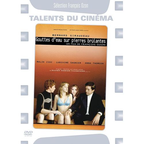 Gouttes D'eau Sur Pierres Brûlantes