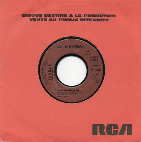 Femme A Musiciens  /  Obéis Moi