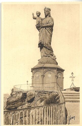 Le Puy En Velay    Statue Notre Dame De France Sur Le Rocher Corneille