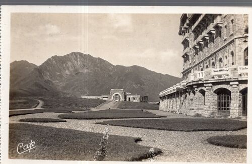 Carte Postale De Luchon-Superbagnères (Haute-Garonne) Le Grand Hôtel Et La Gare Du Funiculaire (Réf.29)