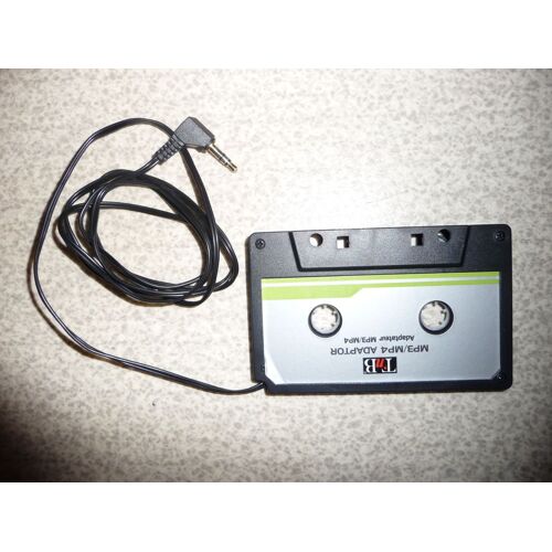 Adaptateur cassette MP3 / MP4 pour auto radio