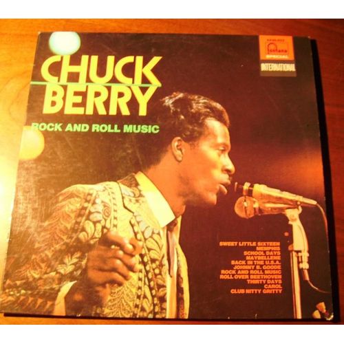 Rock And Roll Music - Sweet Little Sixteen, Memphis School Days, Maybellene, Back In The Usa, Johnny B. Goode, Roll Over Beethoven, Thirty Days, Carol, Club Nitty Gritty