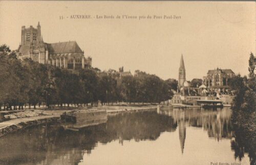 Carte Postale - Auxerre - Bords De L'yonne Du Pont Paul-Bert Cathédrale