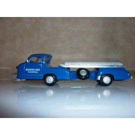 Mercedes Benz  Transporter - 1/43-Conrad