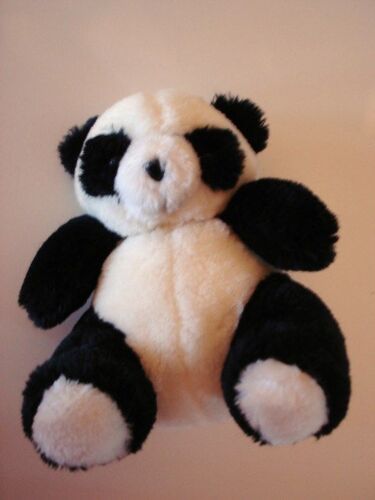 Peluche Petit Panda Assis 22cm