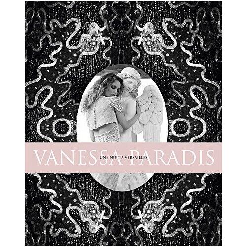 Une Nuit À Versailles (Coffret Collector C.D + Double D.V.D + Livret Deluxe)