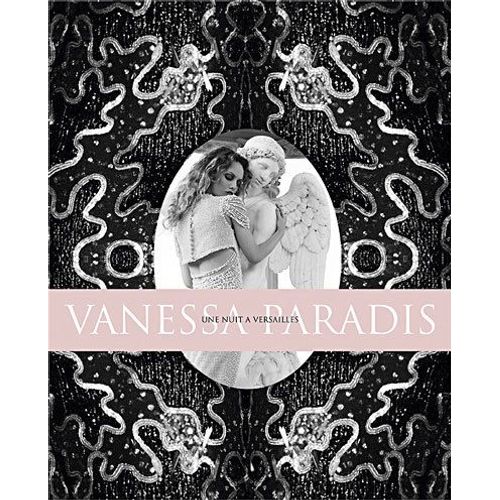 Une Nuit À Versailles (Coffret Collector C.D + Double D.V.D + Livret Deluxe)