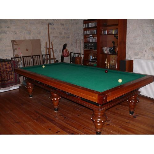 Grand billard français ancien