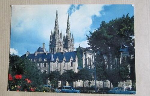 Carte Postale Affranchie  :  Quimper, L'ancien Évèché, 1975