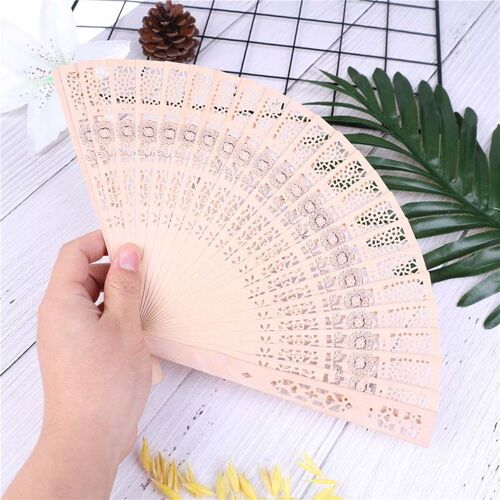 Ventilateur À Main Parfumé En Bois Sculpté Vintage Imprimé De Tournesol Décoration De Fête Pour La Maison Cadeaux Artisanaux Pour Femmes Et Filles Antiquité Nouvelle Collection